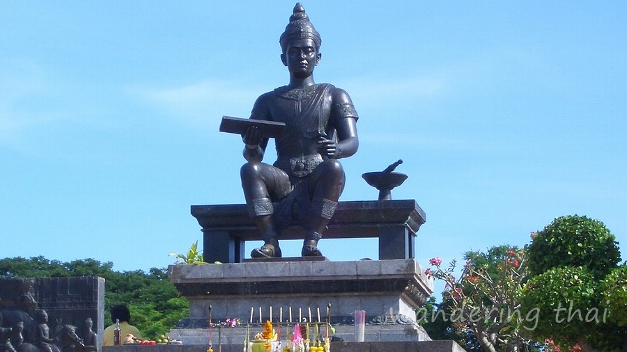 Statue of KingRamkhamhaeng
